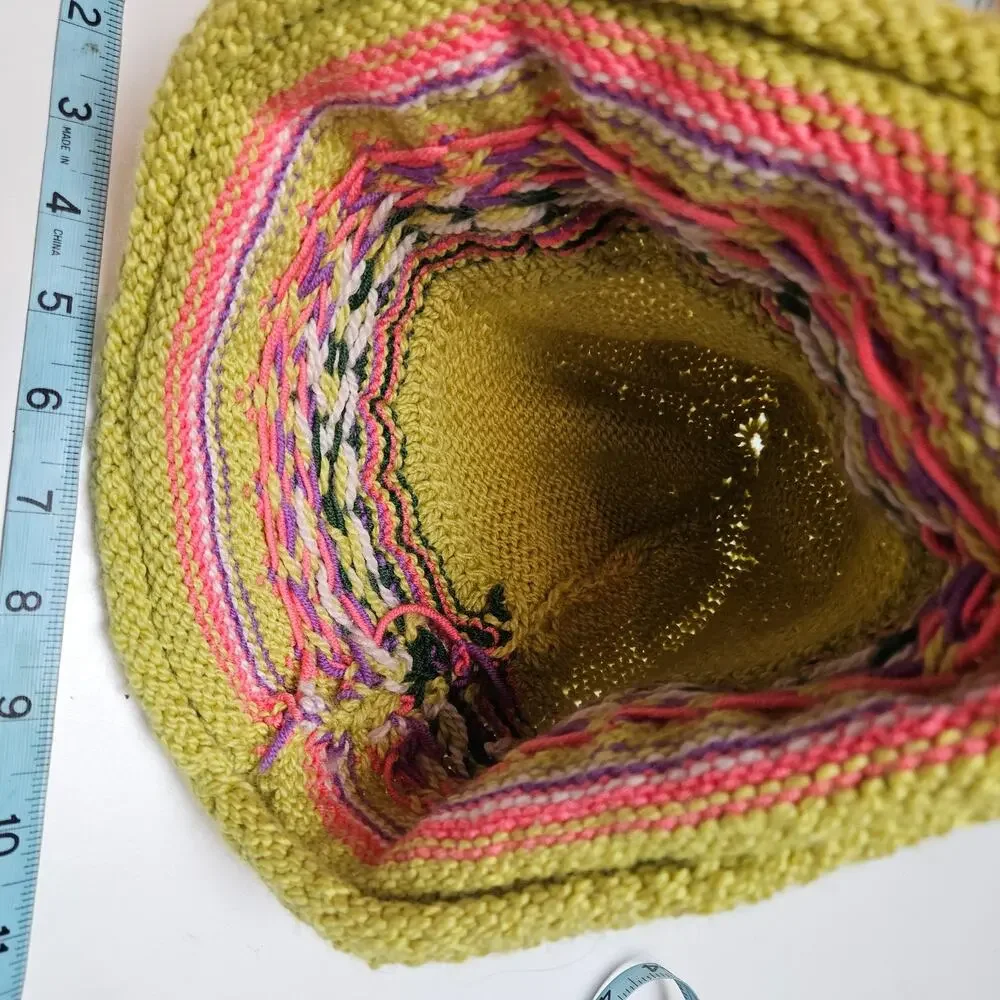 Handmade‎ Knit Nordic Beanie Winter Hat Lime Green Zig Zag